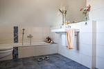 Badezimmer - Ferienhaus Schilfrohrsänger 48 - Top-Hundeurlaub