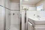 Badezimmer - FeWo5: Balk,Meerbl,Sauna,Schwbad - Top-Hundeurlaub