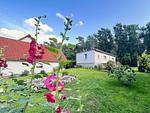 Hauptansicht - Ferienhaus: Terrasse und Gartennutzung, Sauna- u. Schwimmbadnutzung - Top-Hundeurlaub