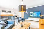 Wohnzimmer mit TV - Wohnung 03 - Top-Hundeurlaub