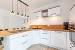Küche mit Backofen und Spülmaschine - Wohnung 06 - Top-Hundeurlaub