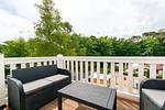 Balkon mit Sitzgruppe - Wohnung 06 - Top-Hundeurlaub