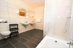 Badezimmer - Haus Mila - 1 - Top-Hundeurlaub