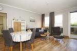 Wohnzimmer - FeWo 02: strandnah,Terrasse - Top-Hundeurlaub