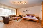 Wohnzimmer - Appartement LUV27 - Top-Hundeurlaub