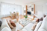 Wohnzimmer - Parkblick - Top-Hundeurlaub