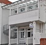 Fassade / Eingang - Villa Stefanie 2 - Top-Hundeurlaub