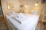 Schlafzimmer - FeWo 2 - Top-Hundeurlaub