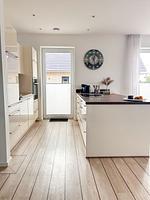 Küche / Küchenzeile - Ferienhaus Seeperle Skartje - Top-Hundeurlaub