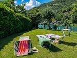 großer gepflegter sonniger Garten mit Sonnenliegen - Moretta - Top-Hundeurlaub