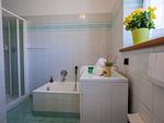 Badewanne und Dusche vorhanden - Vela Panorama - Top-Hundeurlaub