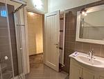 luxuriöses Badezimmer mit Dusche - Viola - Top-Hundeurlaub