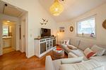Wohnzimmer - Haus: strandnah, Terrasse - Top-Hundeurlaub
