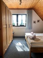 Schlafzimmer - Lüttje Krabbe Ferienhaus - Top-Hundeurlaub