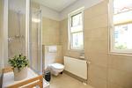 2. Badezimmer mit Dusche und WC - Wohnung 15 - Top-Hundeurlaub