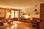 Wohnzimmer - 1-Zimmerwohnung 106 Typ B - Top-Hundeurlaub