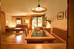 Wohnzimmer - 1-Zimmerwohnung 106 Typ B - Top-Hundeurlaub