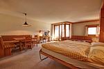 Wohnzimmer - 1-Zimmerwohnung 203 Typ B - Top-Hundeurlaub