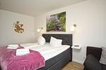 Schlafzimmer - FeWo10: Sauna; hafennah - Top-Hundeurlaub
