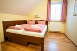 Schlafzimmer 1 Feldscheune rechts - Feldscheune rechts - Top-Hundeurlaub