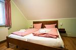 Schlafzimmer 2 Feldscheune rechts - Feldscheune rechts - Top-Hundeurlaub