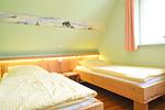 Schlafzimmer 2 Forsthaus 3er - Forsthaus 3er - Top-Hundeurlaub