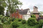 Fassade / Eingang - Uttumer Mühle: Aletta - Top-Hundeurlaub