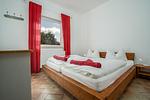 Schlafzimmer - Uferpromenade Whg EG (5) - Top-Hundeurlaub