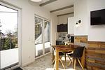 Küche / Küchenzeile - FeWo2: Terrasse,Garten,Meerblick - Top-Hundeurlaub