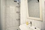 Badezimmer - Chalet: strandnah, Terrasse - Top-Hundeurlaub