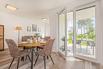 Wohnzimmer - Ferienwohnung Haffkoje Fitness, Sauna und Kinderspielbereich - Top-Hundeurlaub