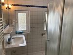 Badezimmer - 4 Rosenbogen - Ferienwohnung mit Wintergarten und Terrasse - Top-Hundeurlaub