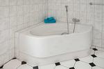 Badezimmer - Villa Marina App. 01 nur 450 m zum Strand mit Badewanne und Dusche - Top-Hundeurlaub