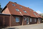 Fassade / Eingang - Ferienwohnung Strandgut - Top-Hundeurlaub