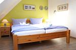 Schlafzimmer - Deichwind - Top-Hundeurlaub