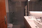 Badezimmer - Residenza Lagrev - 2 Zimmerwohnung Nr. 117 - Typ 20A - 1.Etage - Süd - Top-Hundeurlaub