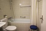 Badezimmer - Residenza Lagrev - 2 Zimmerwohnung Nr. 226 - Typ 20A - 2.Etage - S/W - Top-Hundeurlaub