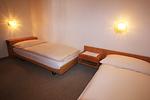 Schlafzimmer - Residenza Lagrev - 1 ½ Zimmerwohnung  Nr. 011 - Typ 15A - Hochparterre - N/W - Top-Hundeurlaub