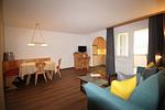 Wohnzimmer - Residenza Lagrev - 2 Zimmerwohnung Nr. 005 - Typ 21A - Hochparterre - Süd - Top-Hundeurlaub