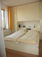 Schlafzimmer - Haus Bielefeld Ferienwohnung 30 - Top-Hundeurlaub