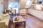 Wohnzimmer - Ferienwohnung FÖRDEBEACH Solitüde - Top-Hundeurlaub