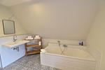 Badezimmer - Ferienhaus Hyggeby Steinbergkirche - Top-Hundeurlaub