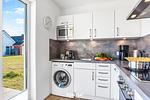 Küche / Küchenzeile - Ferienhaus Lütte Strandhus Olpenitz - Top-Hundeurlaub