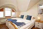 Schlafzimmer - FeWo11: Balkon,Meerblick, ruhige Lage - Top-Hundeurlaub