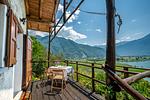 sonniger überdachter Balkon mit toller Aussicht - Rustico Ciabott - Top-Hundeurlaub