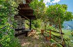 natürlicher Terrassenbereich mit Sitzgruppe - Rustico Ciabott - Top-Hundeurlaub