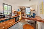 Küche / Küchenzeile - Ferienhaus Auszeitfischer mit Sauna, Kamin und Terrasse - Top-Hundeurlaub