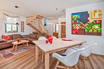 Wohnzimmer - Ferienhaus Auszeitfischer mit Sauna, Kamin und Terrasse - Top-Hundeurlaub