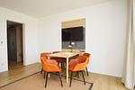 Wohnzimmer - FeWo 05: Terrasse, ruhige Lage - Top-Hundeurlaub