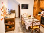 Küche mit Fernseher ausgestattet - Borgo Antico - Top-Hundeurlaub